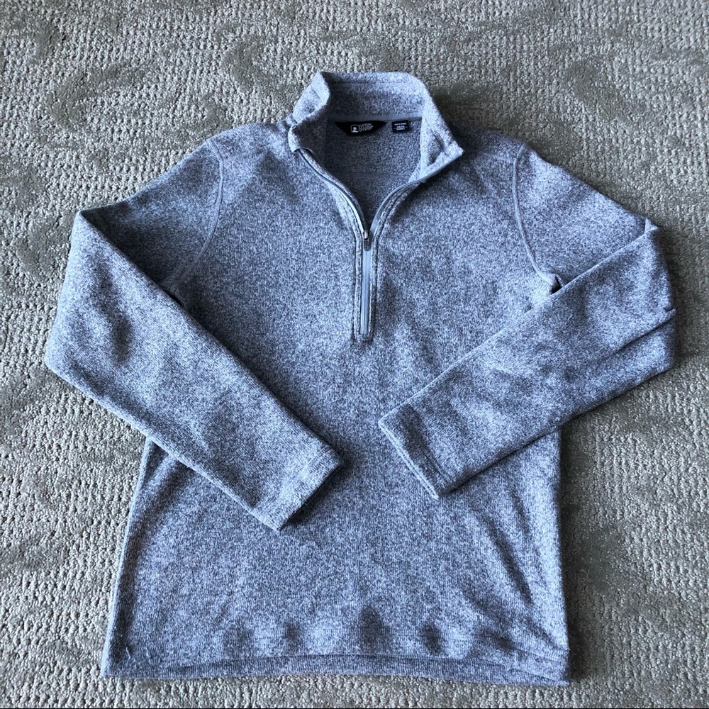 NWOT Men's Eastern Mountain Sports Quarter Zip Sweater size Small in Gray